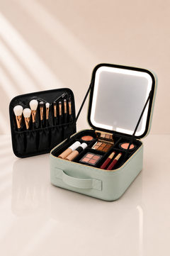 Lavanira™ Vanity Case